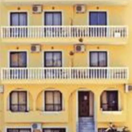 Erietta Apartahotel Kárpatos
